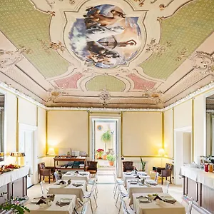 *** Couette-café Sant'agostino Italie